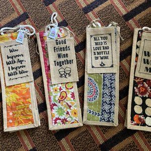 theti burlap wine bags